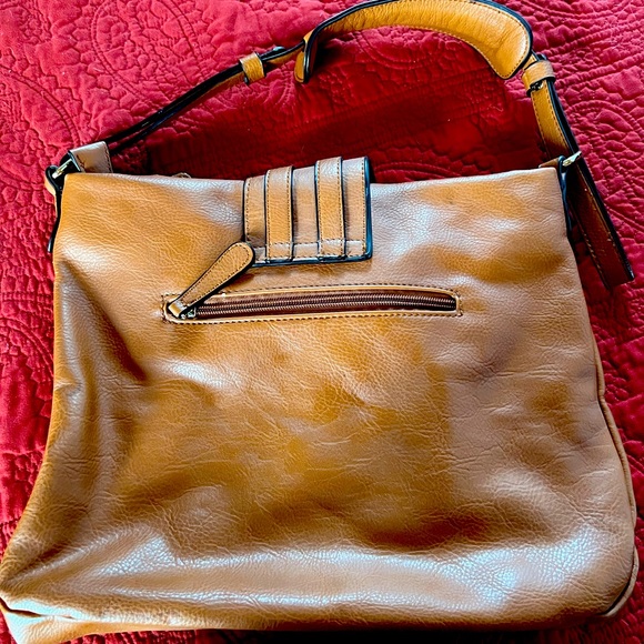 Medium Shoulder Bag - Picture 2 of 6